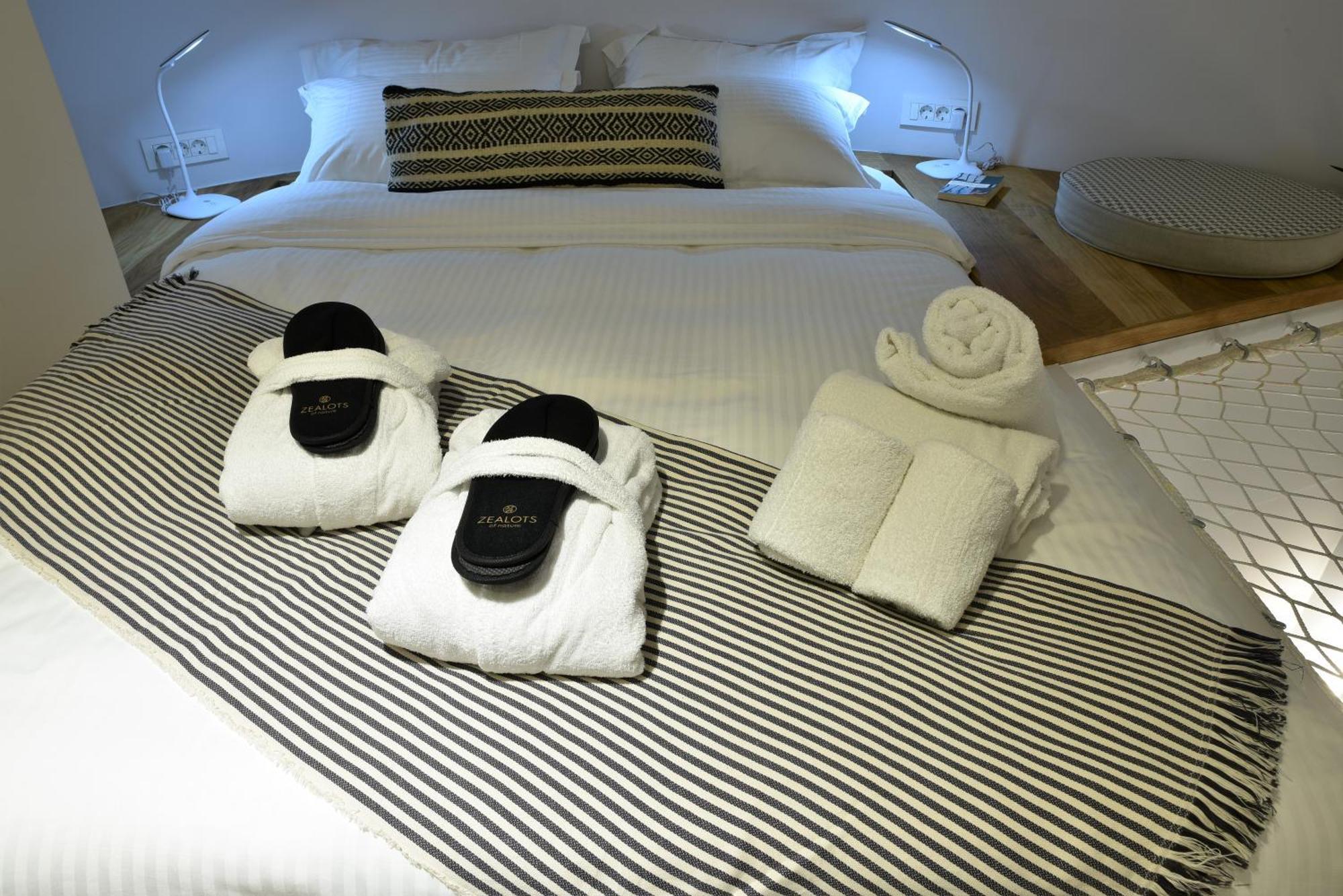 Horizon Mills Hotel Imerovigli  Exterior photo